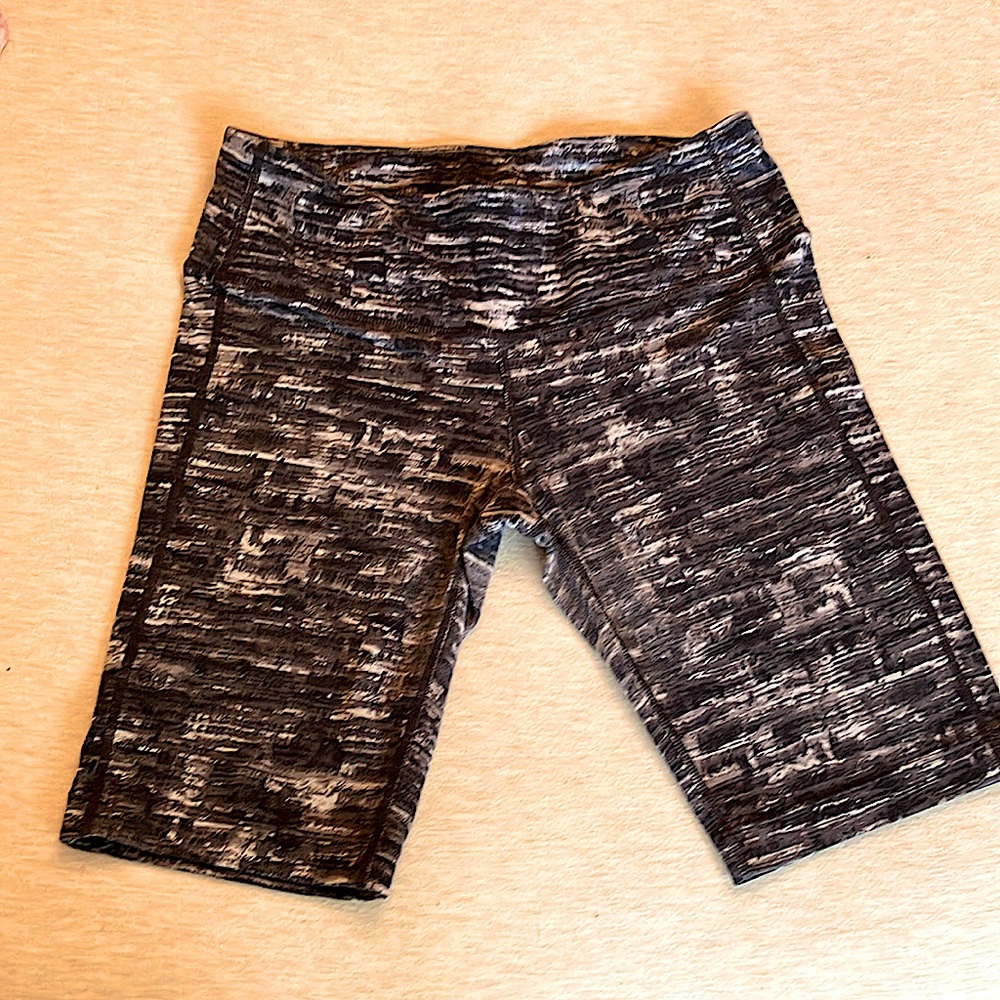 Athlete shorts
